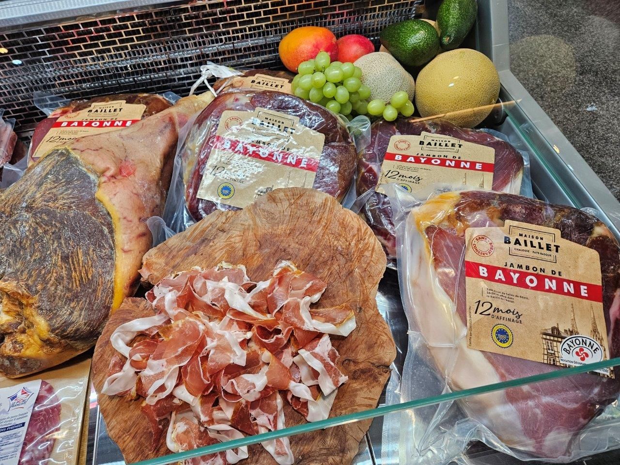 BBQ Wintergrillen im Rahmen des DFK - mit Bayonner Schinken Tapas Hofgut Laubenheimer Höhe - Mainz 26.11.24