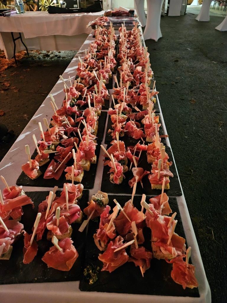 BBQ Wintergrillen im Rahmen des DFK - mit Bayonner Schinken Tapas Hofgut Laubenheimer Höhe - Mainz 26.11.24