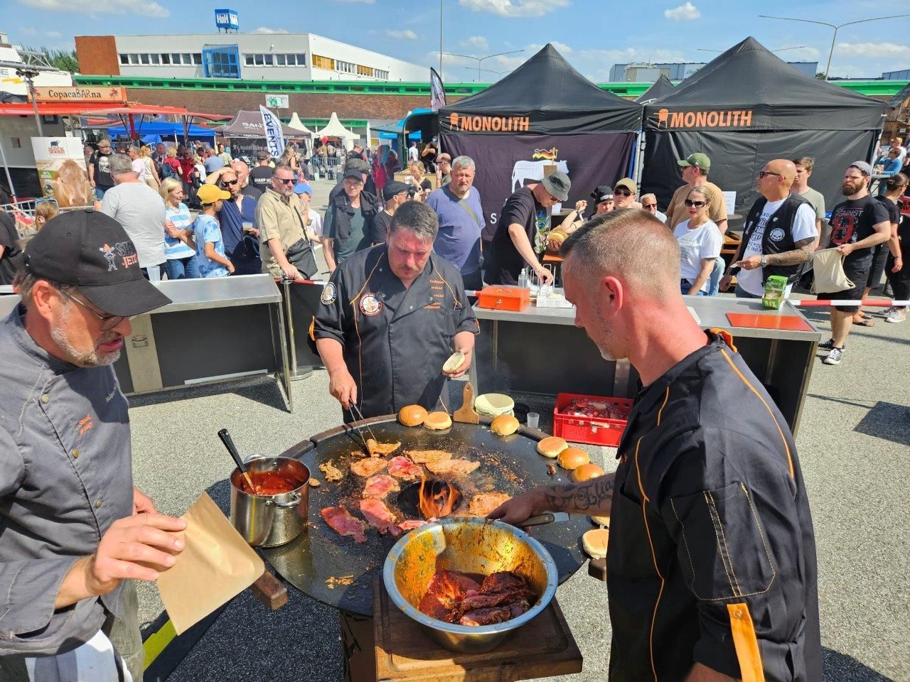 Harley Days und BBQ Court - Fleischsommelier Deutschland e.V. - mit Freilandhähnchen - Hamburg 28. - 30.06.24