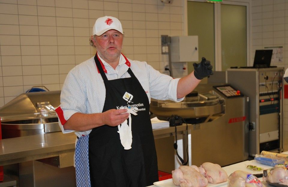 Keller Promotion, Inh. Michael Keller beim Erzählen und Erklären