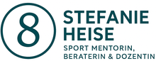 Logo mit einem türkisfarbenen Kreis, der die Zahl 8 enthält, neben dem Namen STEFANIE HEISE und Berufsbezeichnungen.