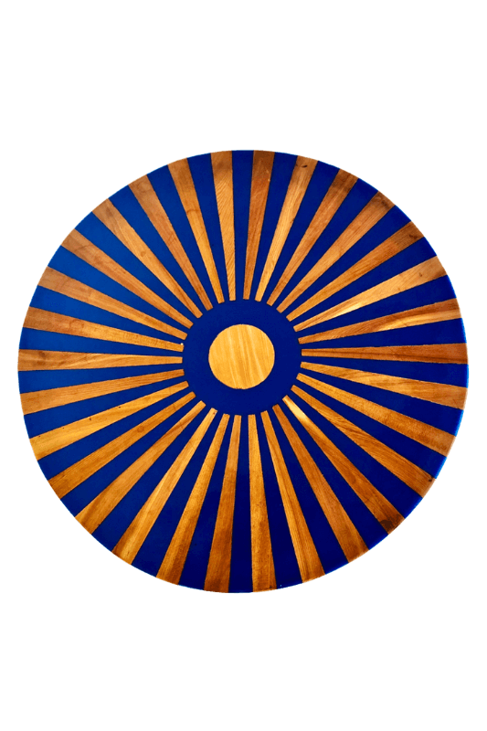 Ein blau-goldener Kreis mit einer gelben Mitte