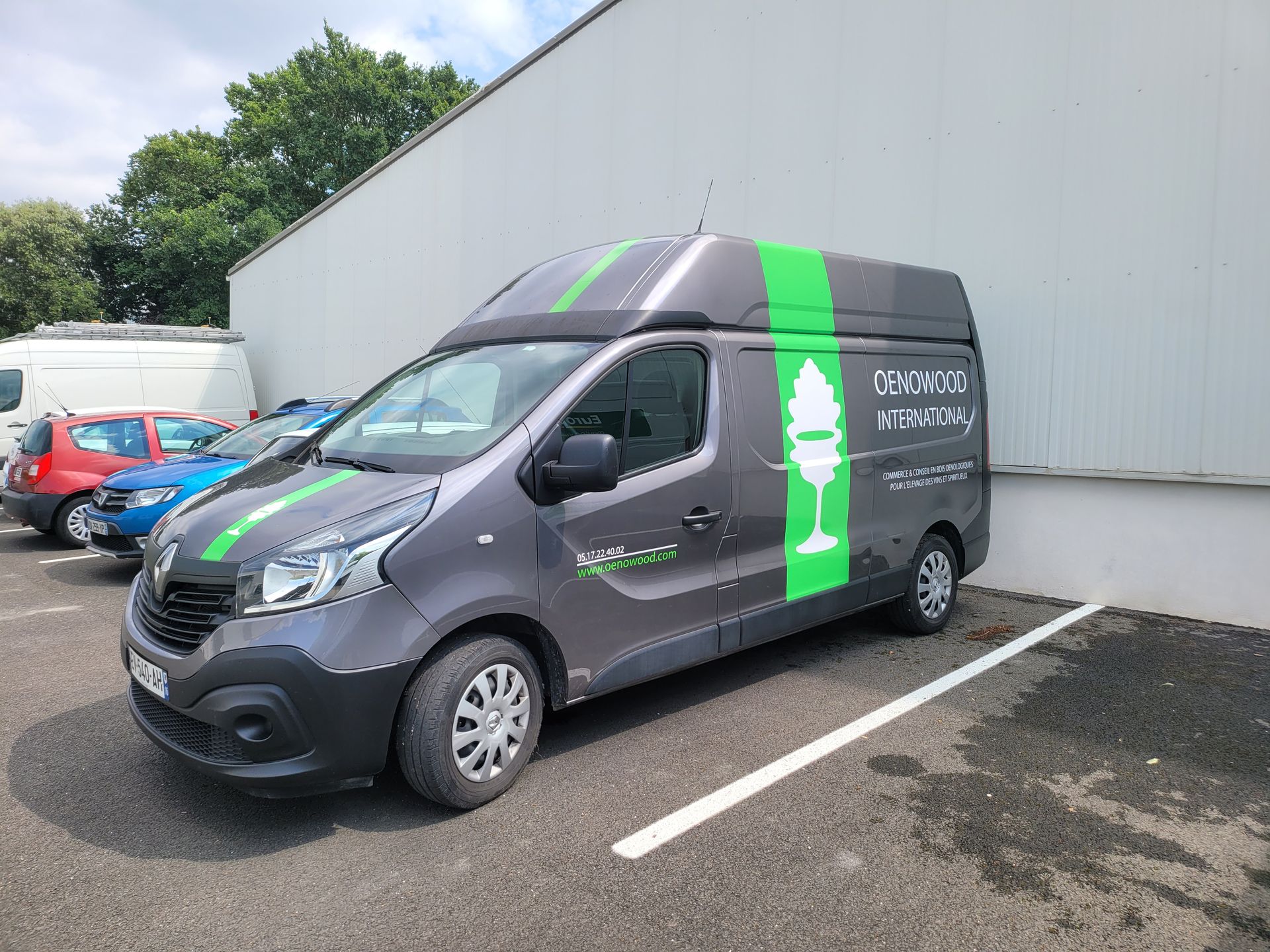 décoration vhl simple Oenowood international