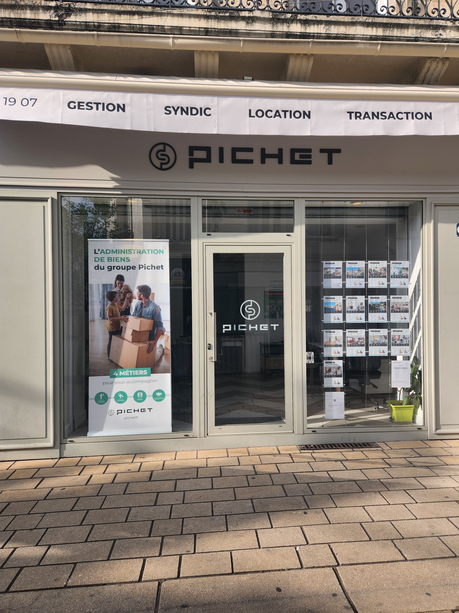 façade Pichet