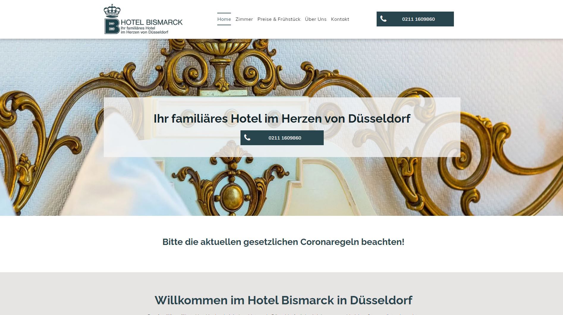 Homepage der Website des Hotels Breidenbacher Hof in Düsseldorf mit goldverziertem Bettgestell.