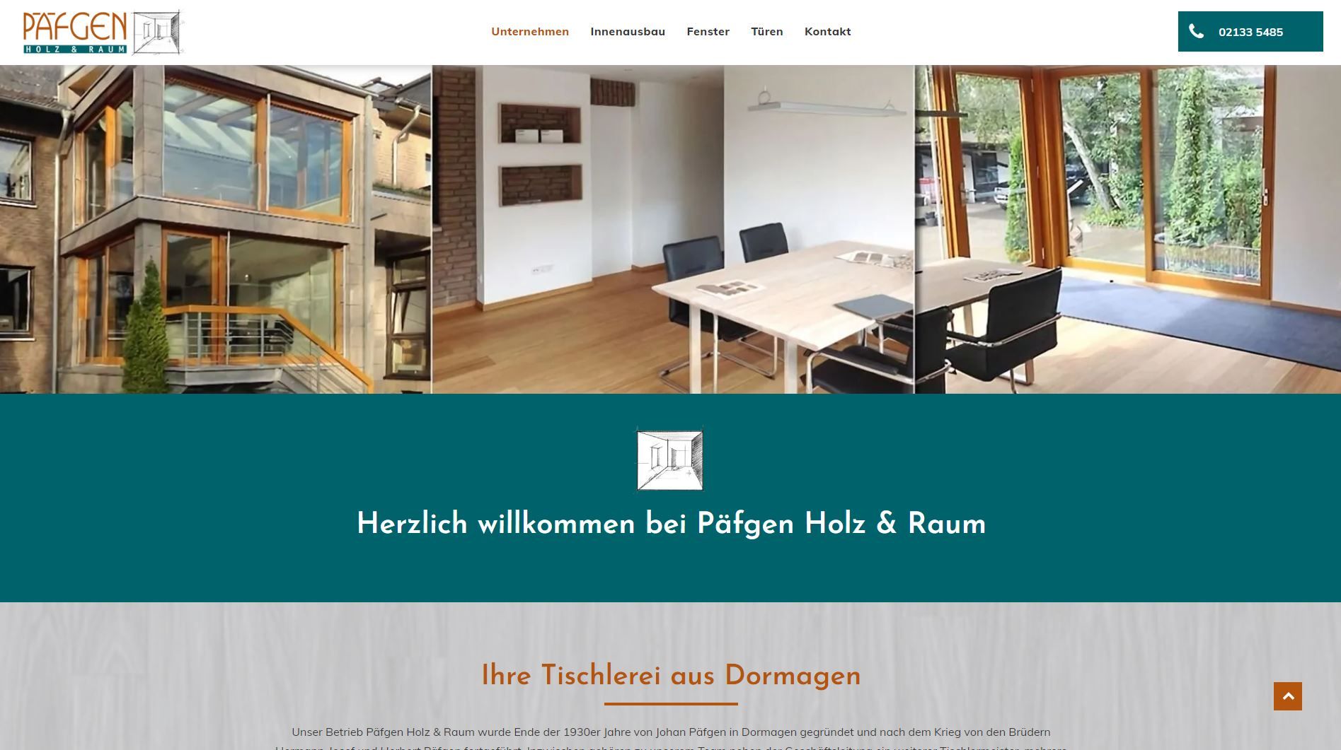 Homepage der Website mit Holzbaubeispielen und Text „Pföger Holz & Raum“.