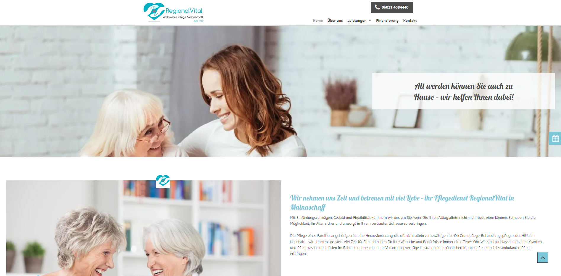 Eine Frau und eine ältere Dame schauen sich liebevoll an. Eine jüngere Dame umarmt die ältere in einer häuslichen Umgebung.