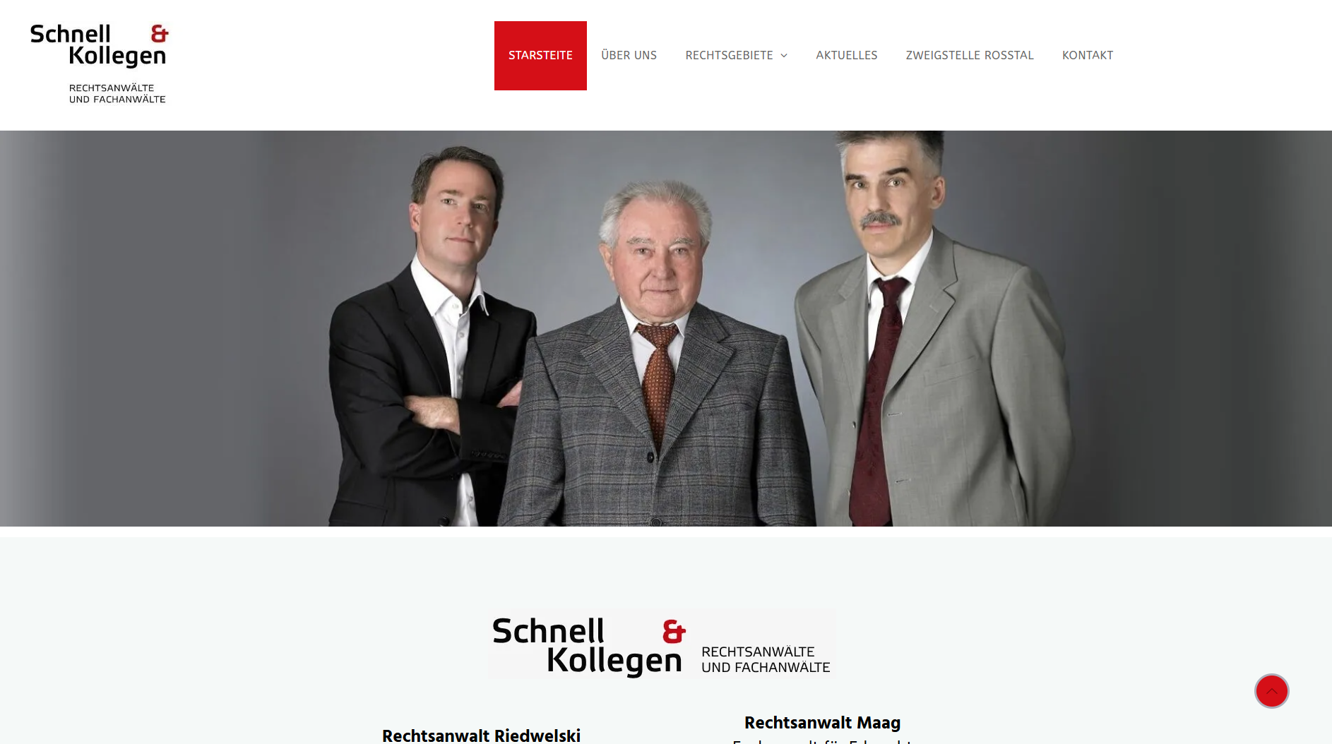 Drei Männer in Anzügen, professionelle Porträtfotos, auf einer Website mit einem rot-weißen Logo.
