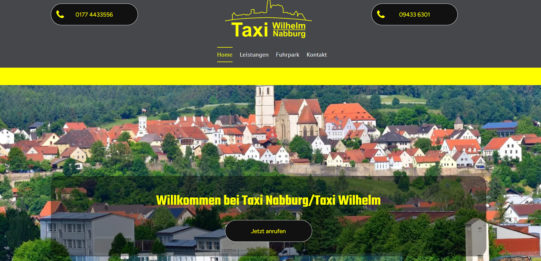 Webseite für Taxi Nördlingen mit Stadtbild und Rufknopf.