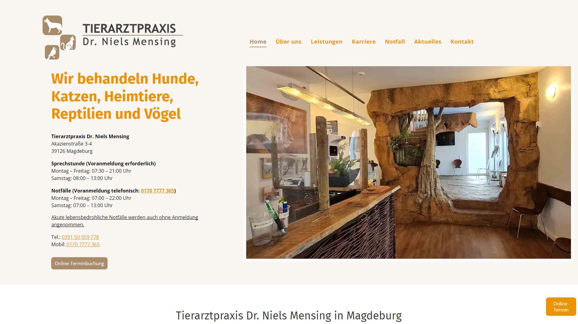 Website einer Tierarztpraxis mit einem Foto des Empfangsbereichs und einer Liste der behandelten Tiere.