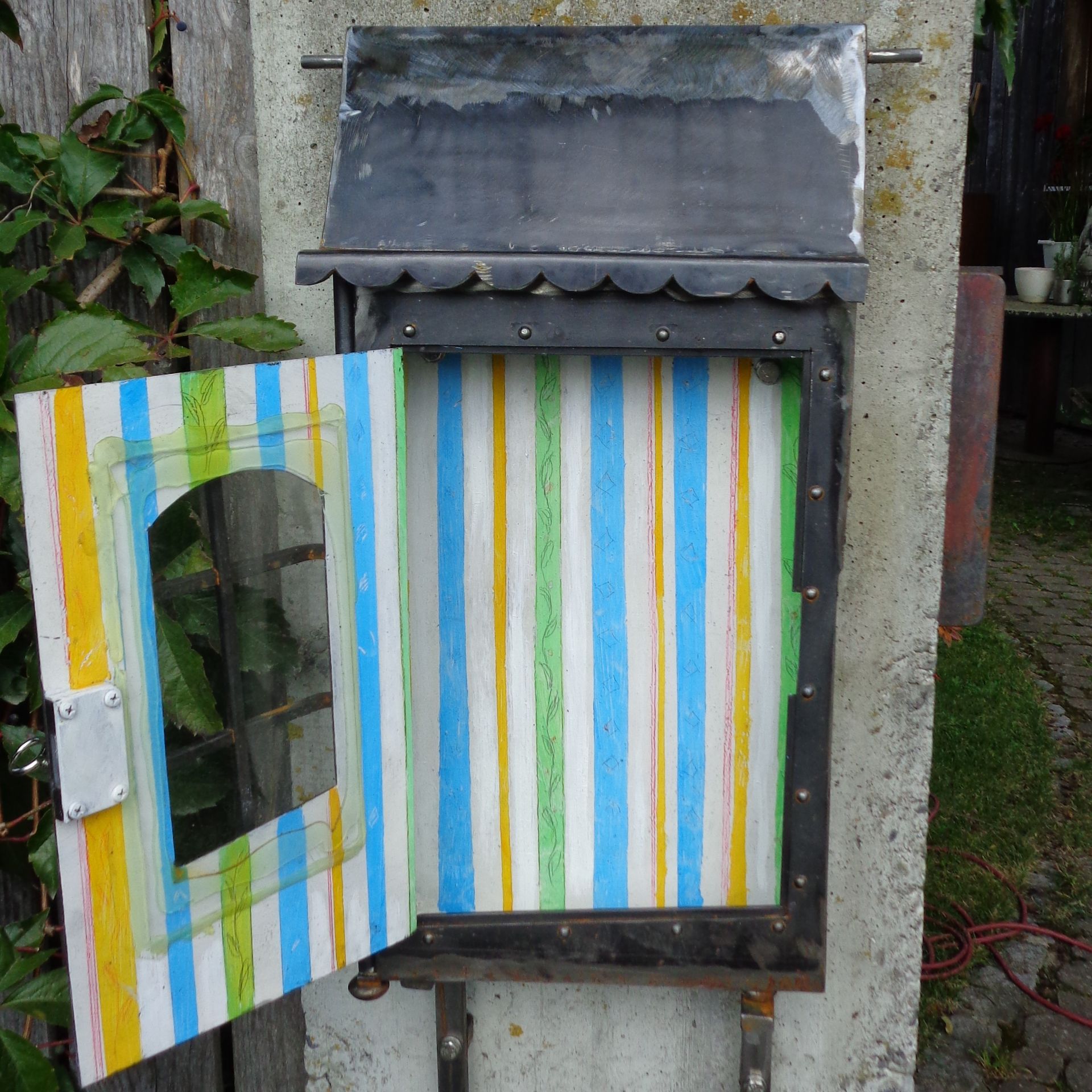 Briefkastenmöbel Detail