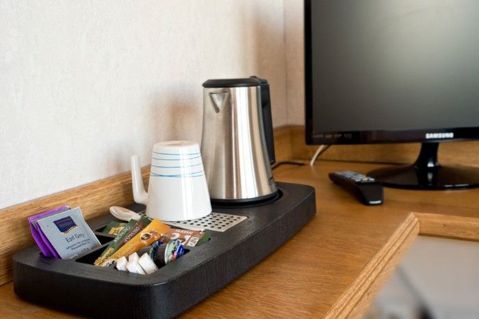 Wasserkocher und Teeauswahl