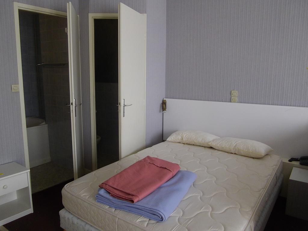 Studio** N°409 Côté lit bis