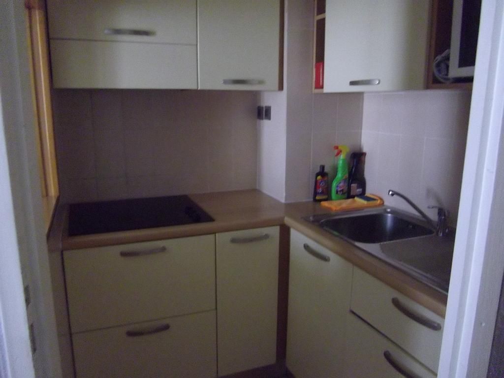 F2+**Nº 104 cuisine