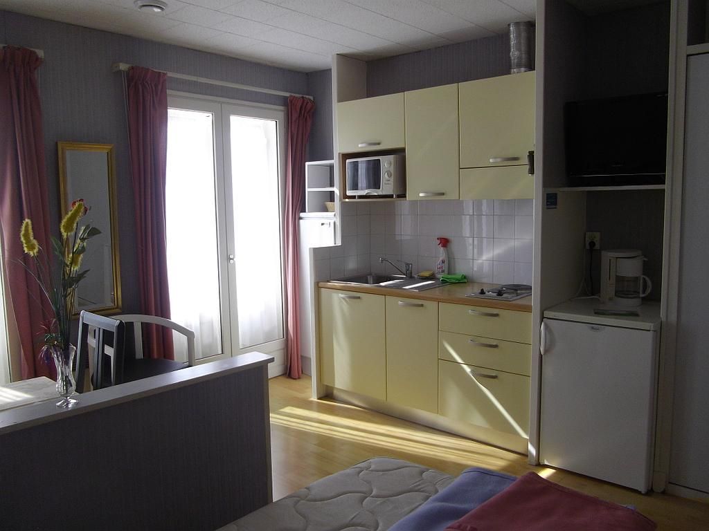 Studio** N°409 Vue de la cuisine