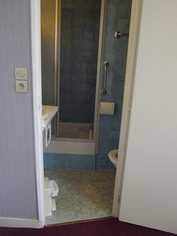 F1** Nº402 Salle d'eau