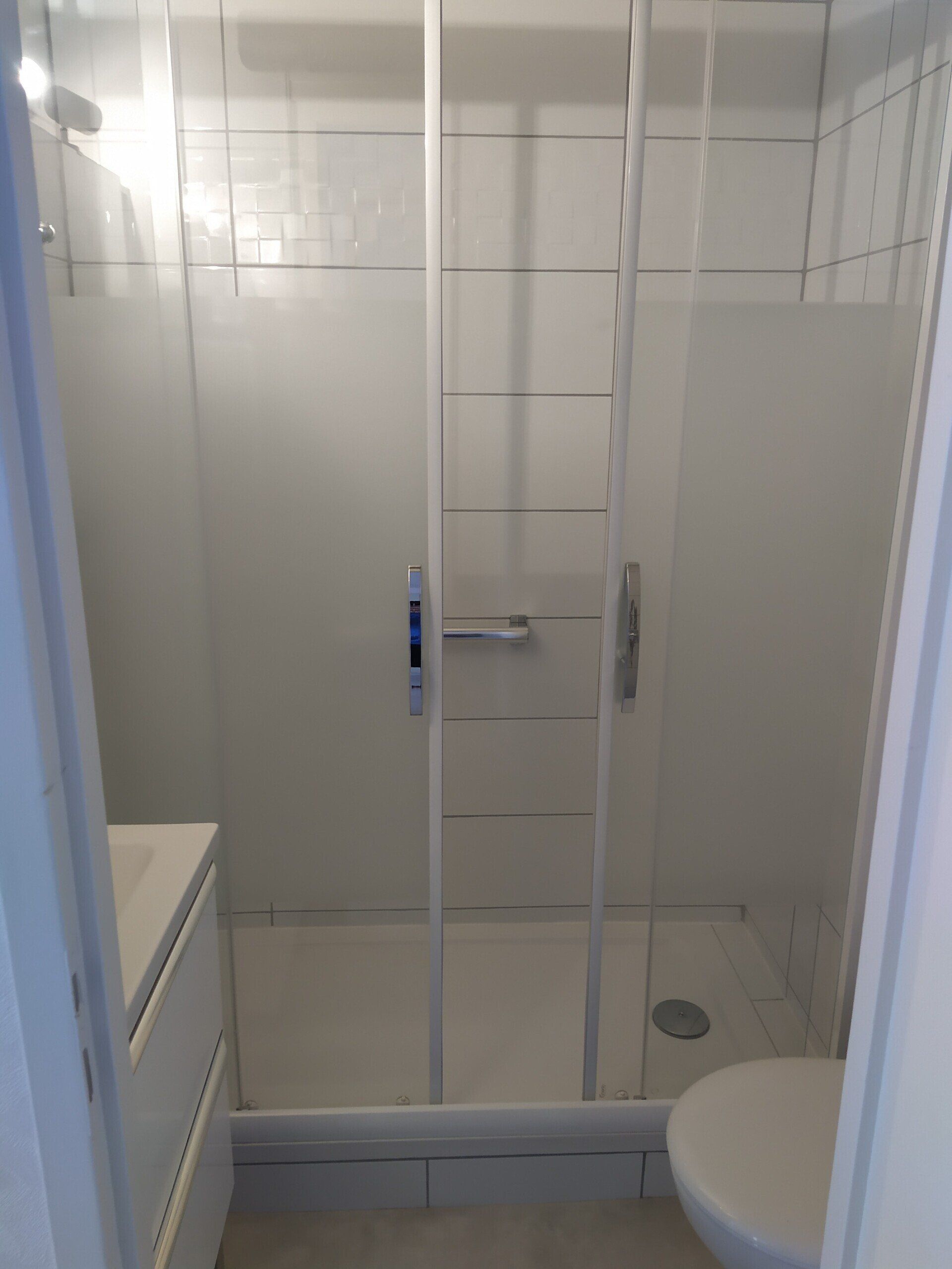 F2+**Nº 209 salle d'eau