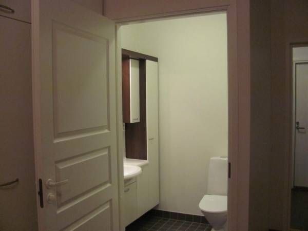 remontoitu kylpyhuone