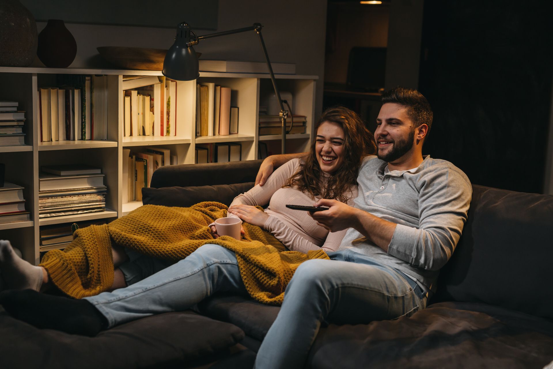 Couple devant leur télé