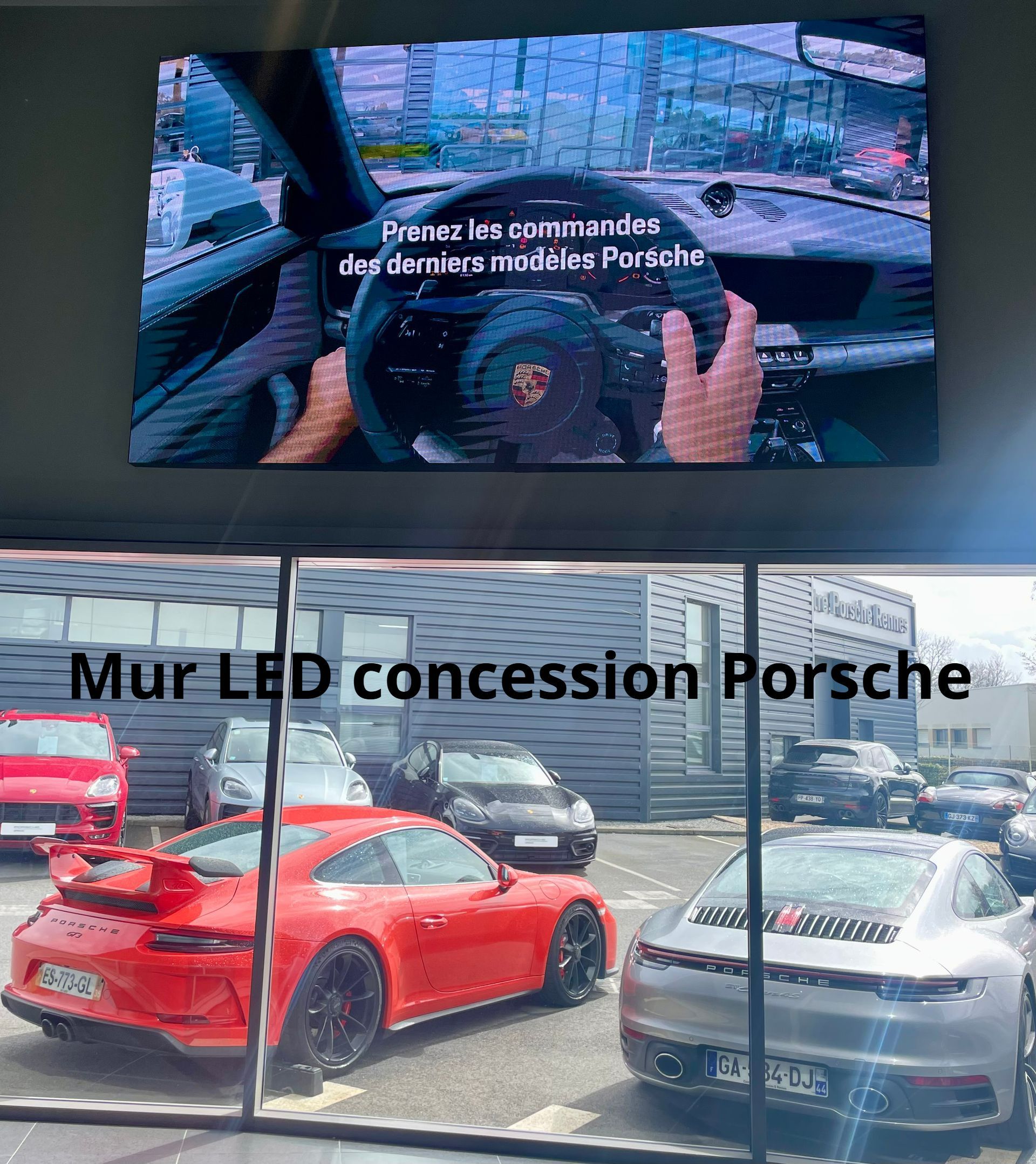 Vidéoprojecteur en salle de réunion à Brit Hotel