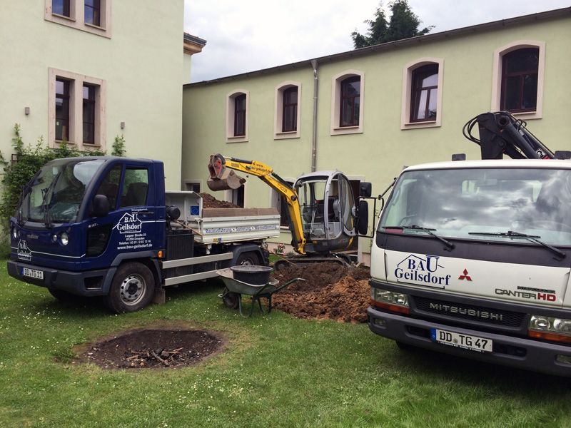 Kran- und Baggerleistungen