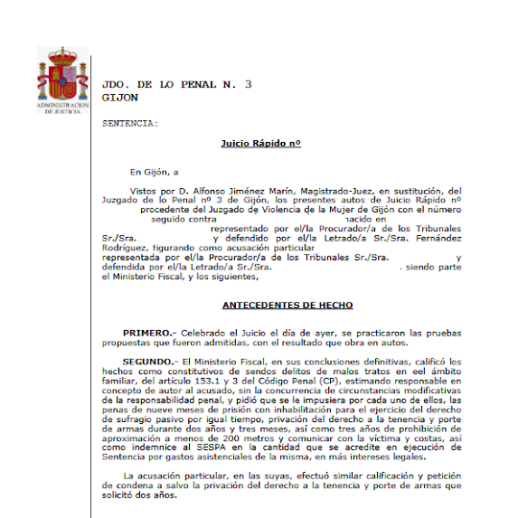 Página de un documento legal español procedente de un tribunal, con escudos en la parte superior e inferior y texto que detalla una resolución judicial.