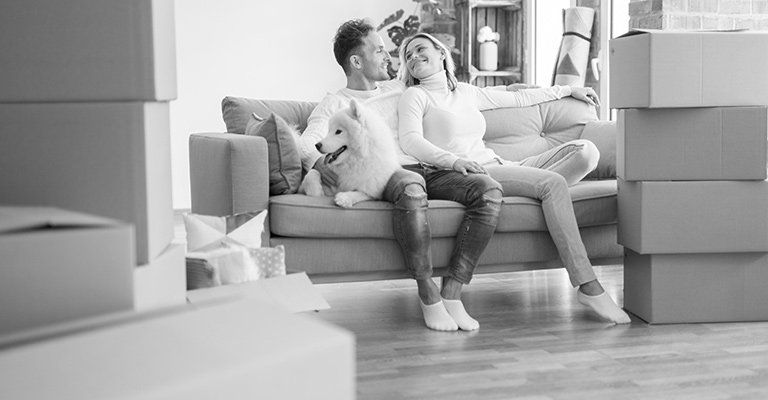 Couple qui déménage