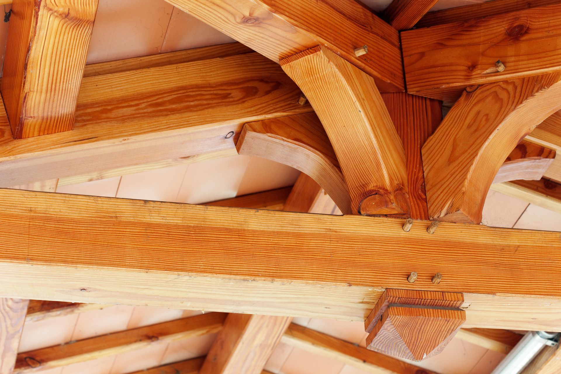 Elément de charpente en bois