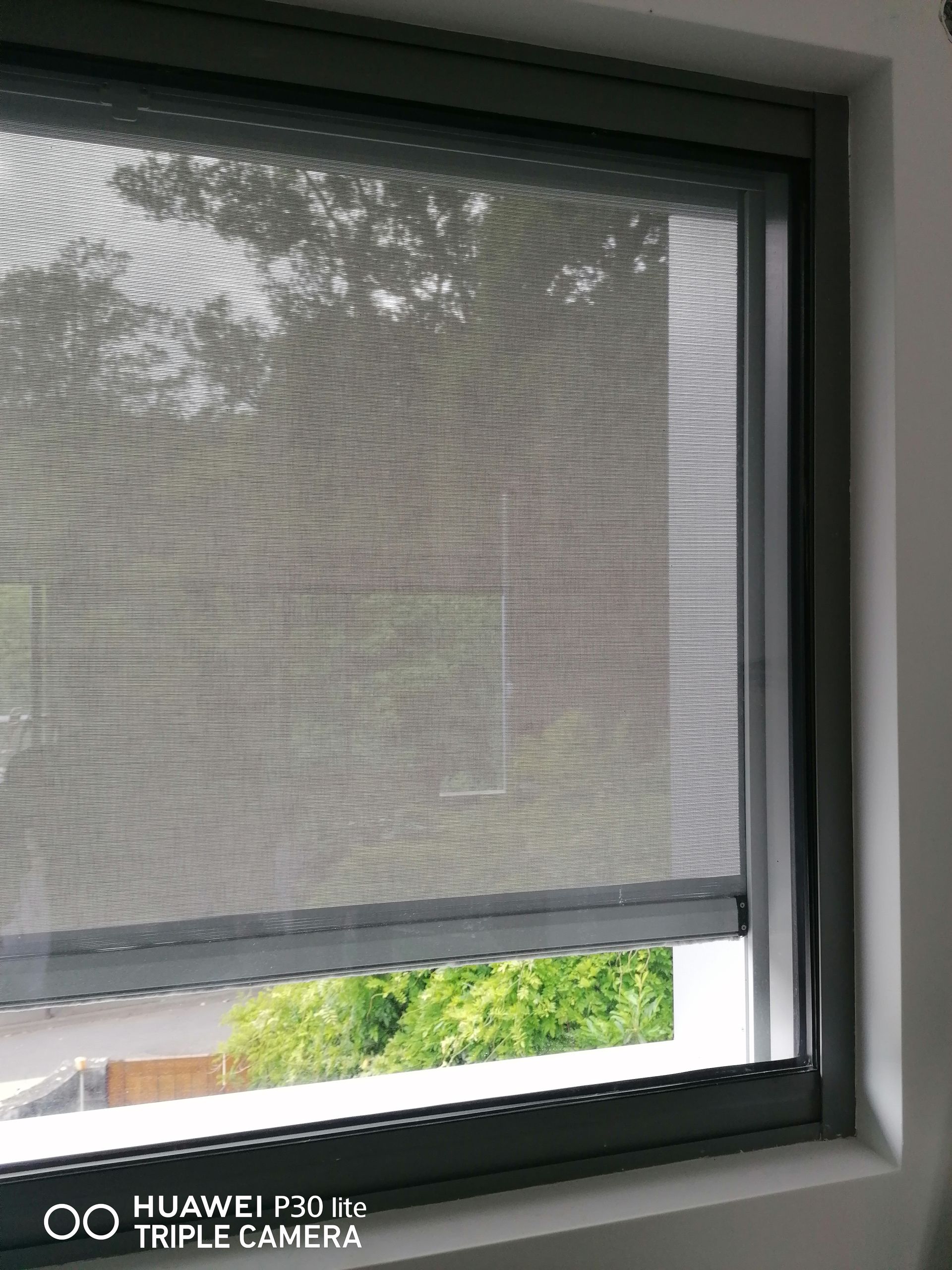 Un store intérieur.