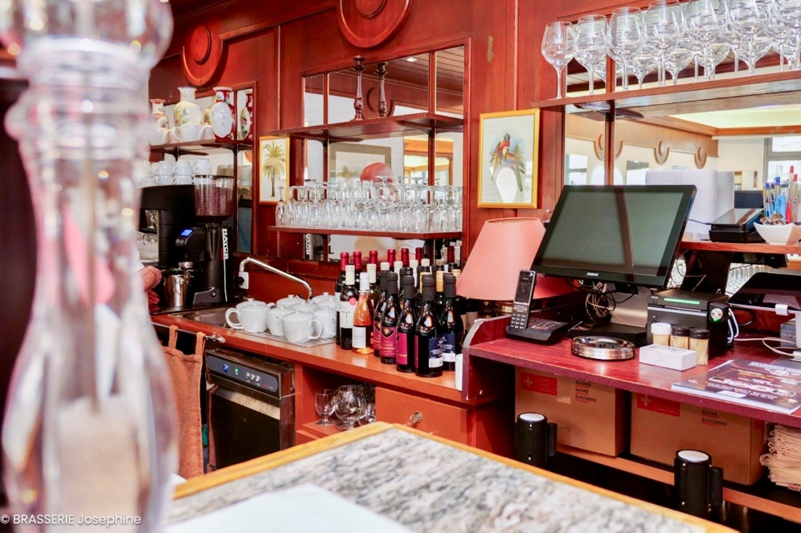 Brasserie Joséphine - le bar