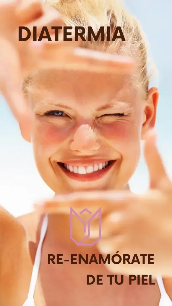 mujer sonriendo