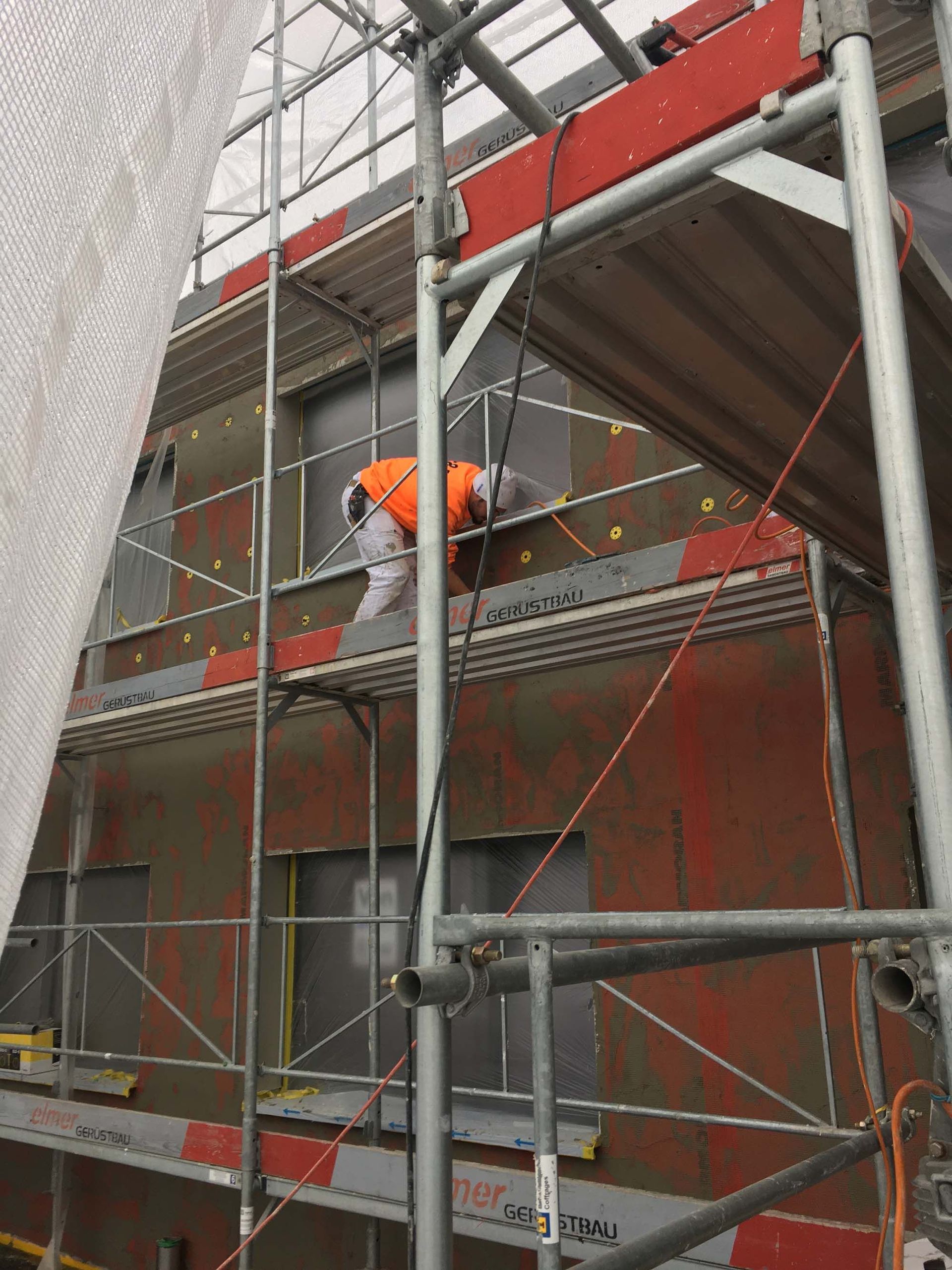 Fassaden renovation umbau - K&B Gipsergeschäft GmbH in Galgenen