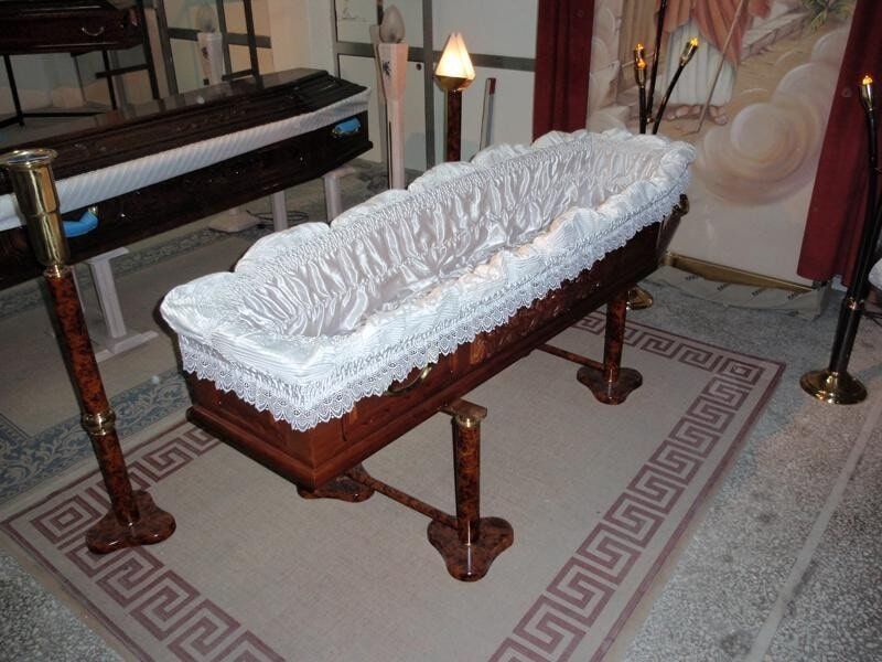 Φέρετρα - ΑΧΡΕΙΑΣΤΟΣ - Καρυώτη Μαρία