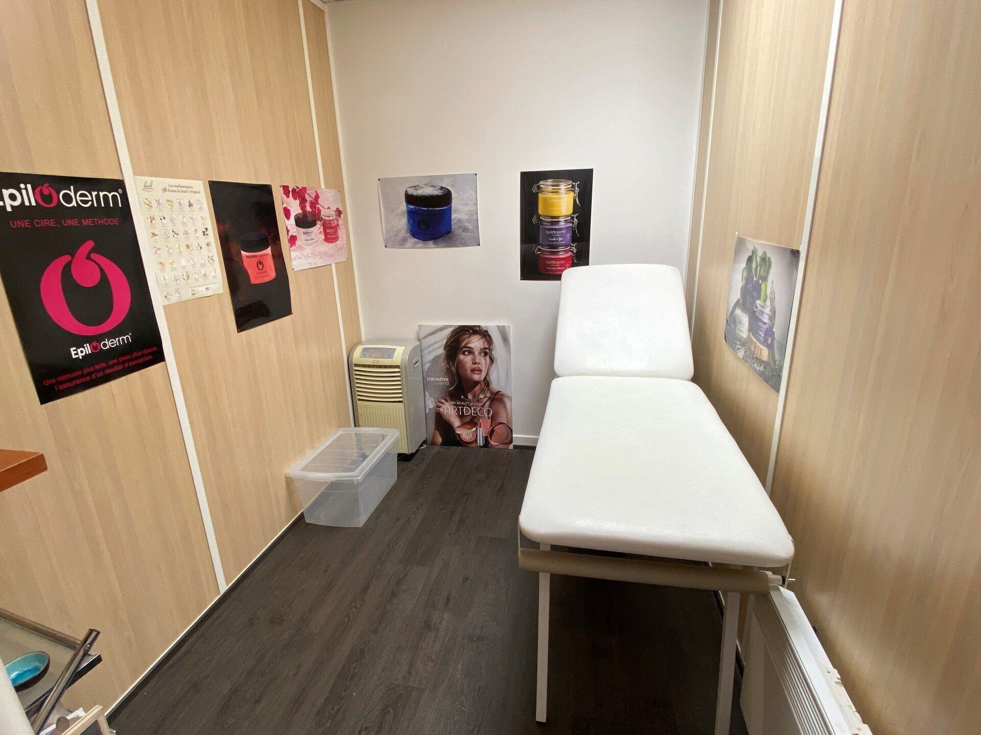 Salle pour soins du corps et de visage