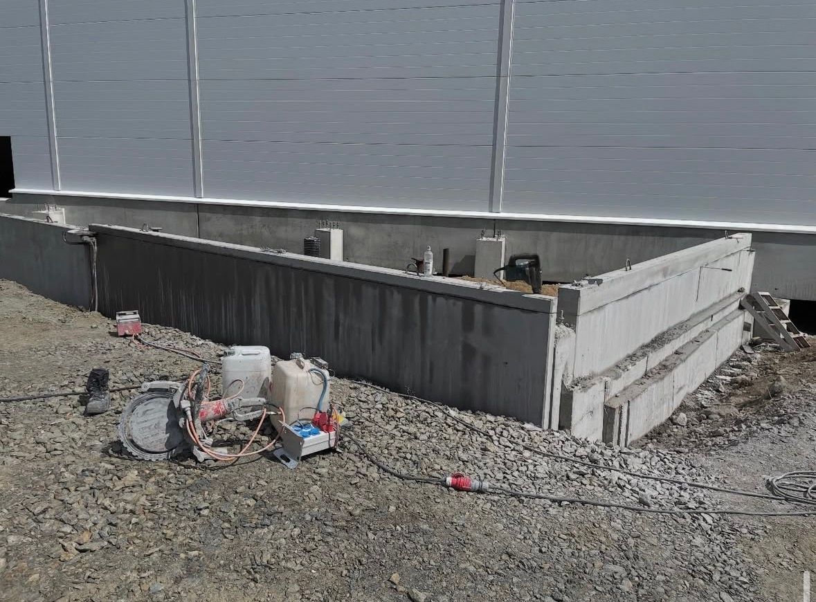 Mittatarkat timanttiporaukset ja putkien läpiviennit saneerauskohteessa Vantaalla ja Pornaisissa.