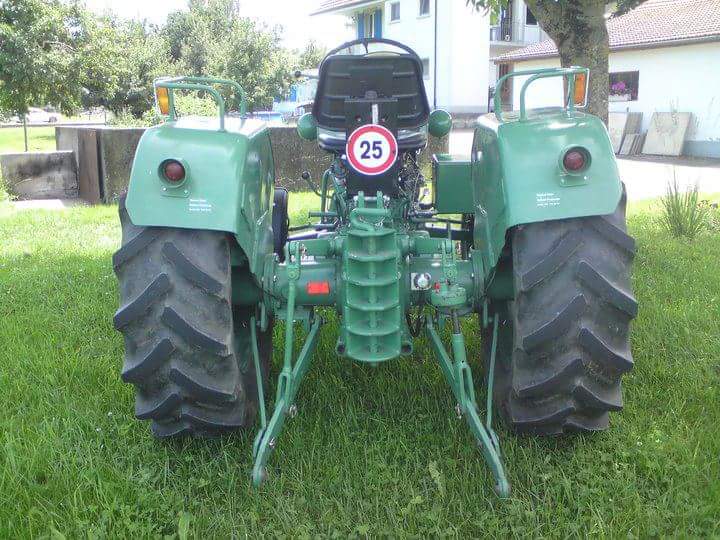 Eigene Traktoren - Land-und Forstmaschinen Marcel Hotz - Bauma