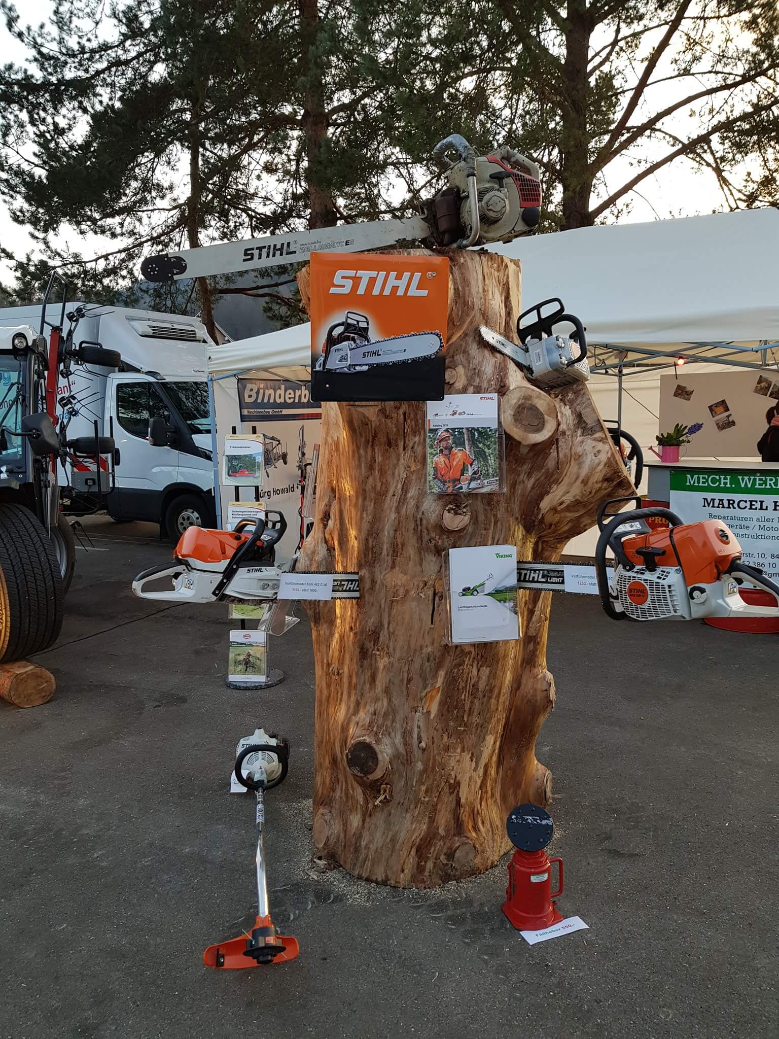 Ausstellungen - Land-und Forstmaschinen Marcel Hotz - Bauma