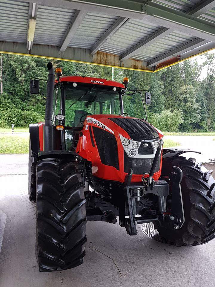 Eigene Maschinen - Land-und Forstmaschinen Marcel Hotz - Bauma