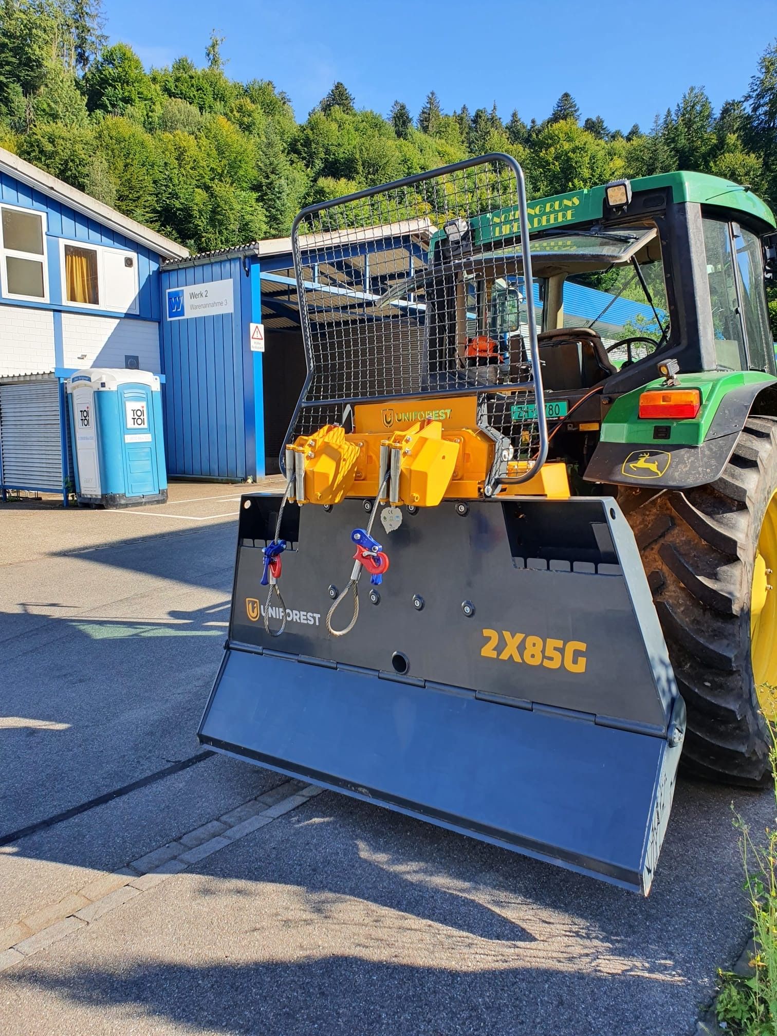 Ablieferung an Roland Mischler, Bauma. Seilwinde 2x 8,5T