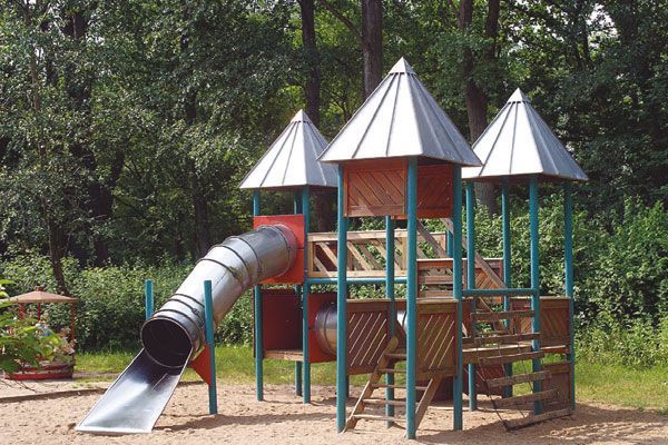 Dächer und Bekleidungen aus Metall | Dachdecker Heinemeyer GmbH & Co. KG | Dachdeckermeister | Düsseldorf