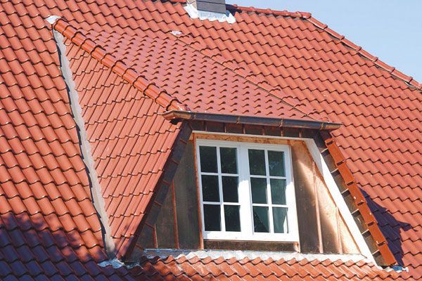 Gauben belichten, belüften, begeistern. | Dachdecker Heinemeyer GmbH & Co. KG | Dachdeckermeister | Düsseldorf