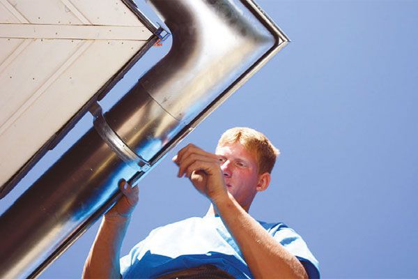 Handwerker-Leistungen & die Steuer | Dachdecker Heinemeyer GmbH & Co. KG | Dachdeckermeister | Düsseldorf