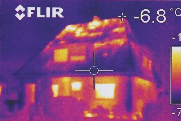 Haus dämmen, Kosten dämpfen | Dachdecker Heinemeyer GmbH & Co. KG | Dachdeckermeister | Düsseldorf