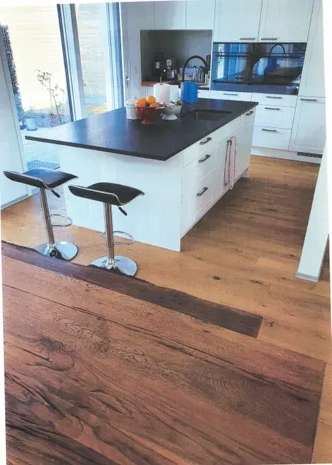 Echtholzboden verlegt durch Parkett Glauser GmbH	