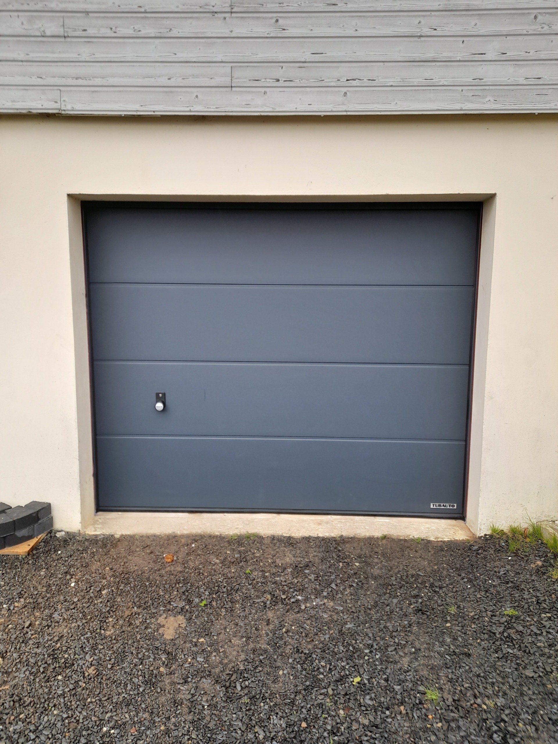 Porte de garage grise
