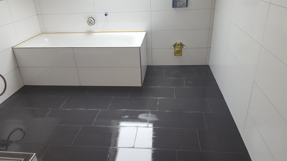 Gefliestes Badezimmer Boden