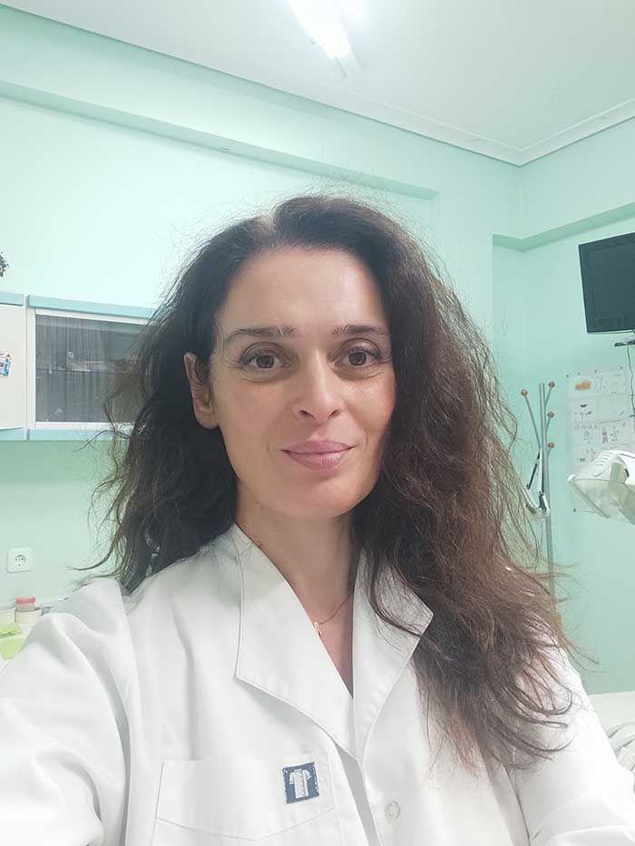 Χειρουργός Οδοντίατρος Θανασού Ελένη