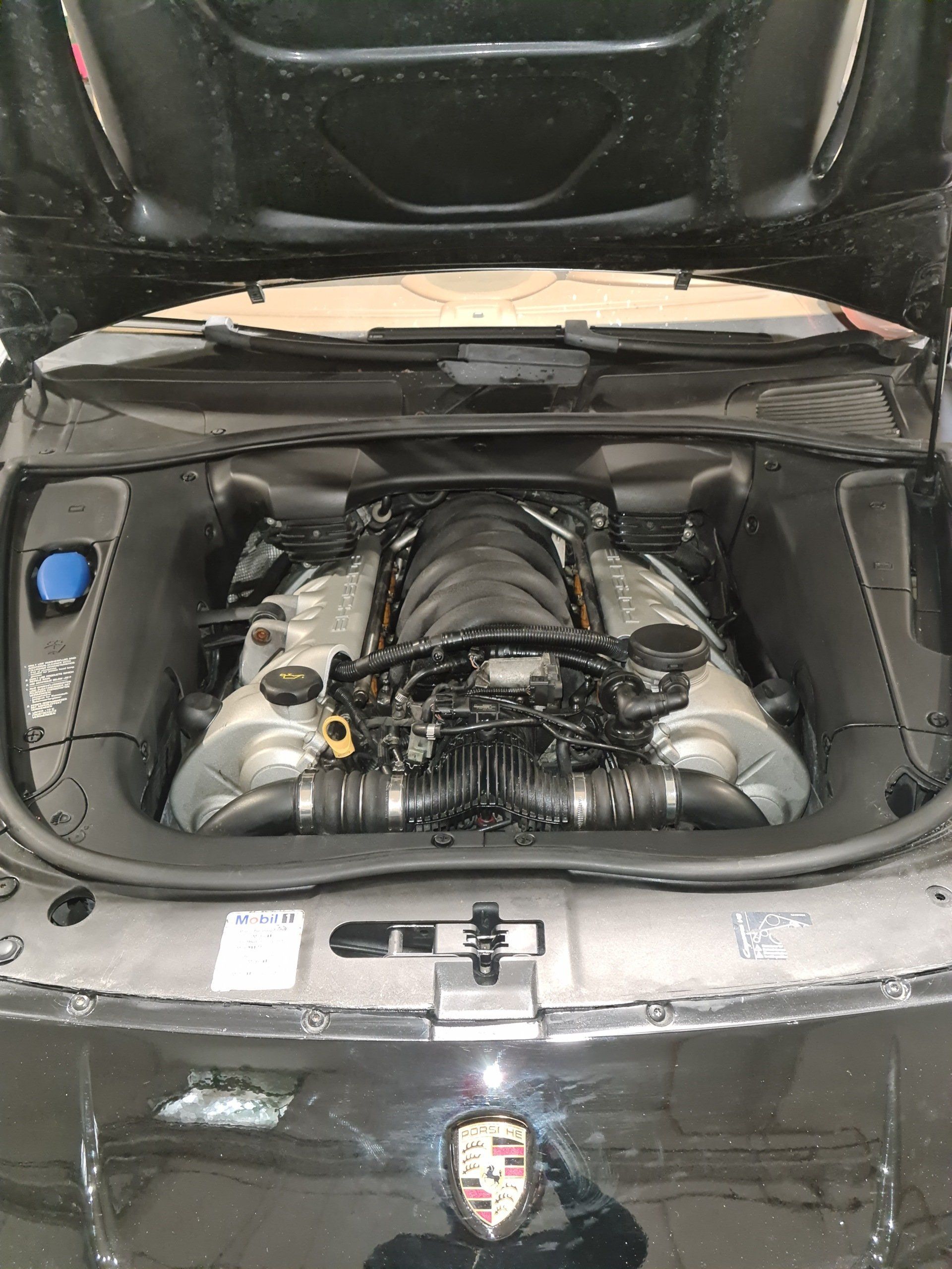 Photo d'un moteur sale