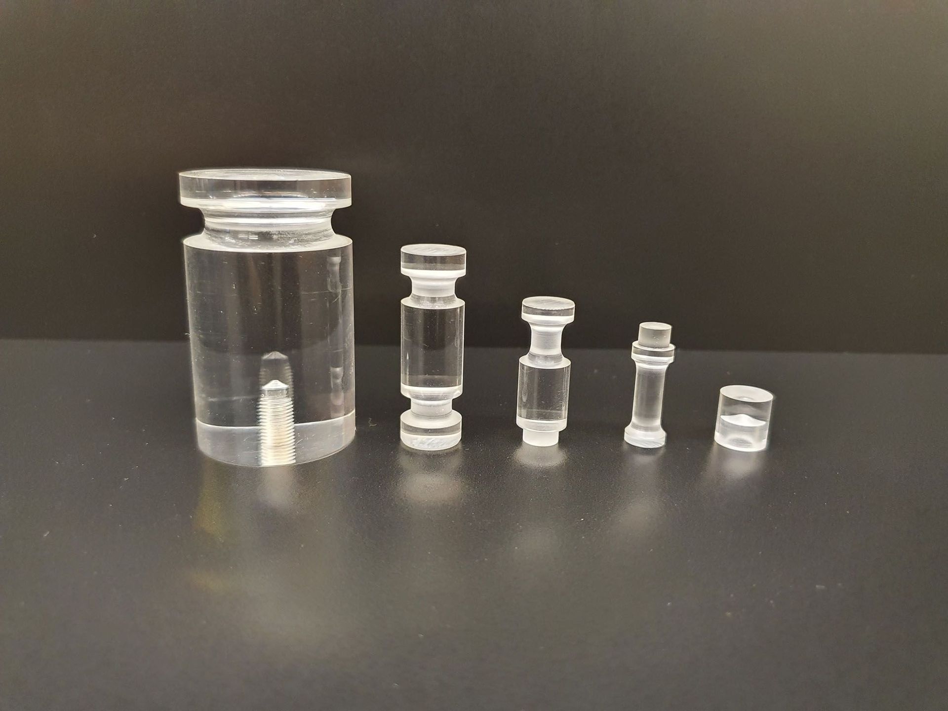 Lampe - GB Plex AG – Kunststoffverarbeitung – Oberwil – Region Basel