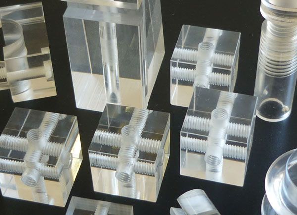 Drehteile - GB Plex AG – Kunststoffverarbeitung – Oberwil – Region Basel